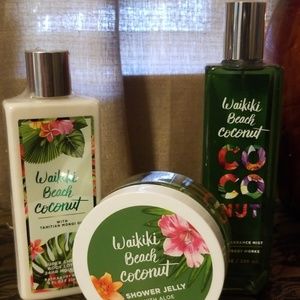 Waikiki Beach Coconut B&BW 3pc Set